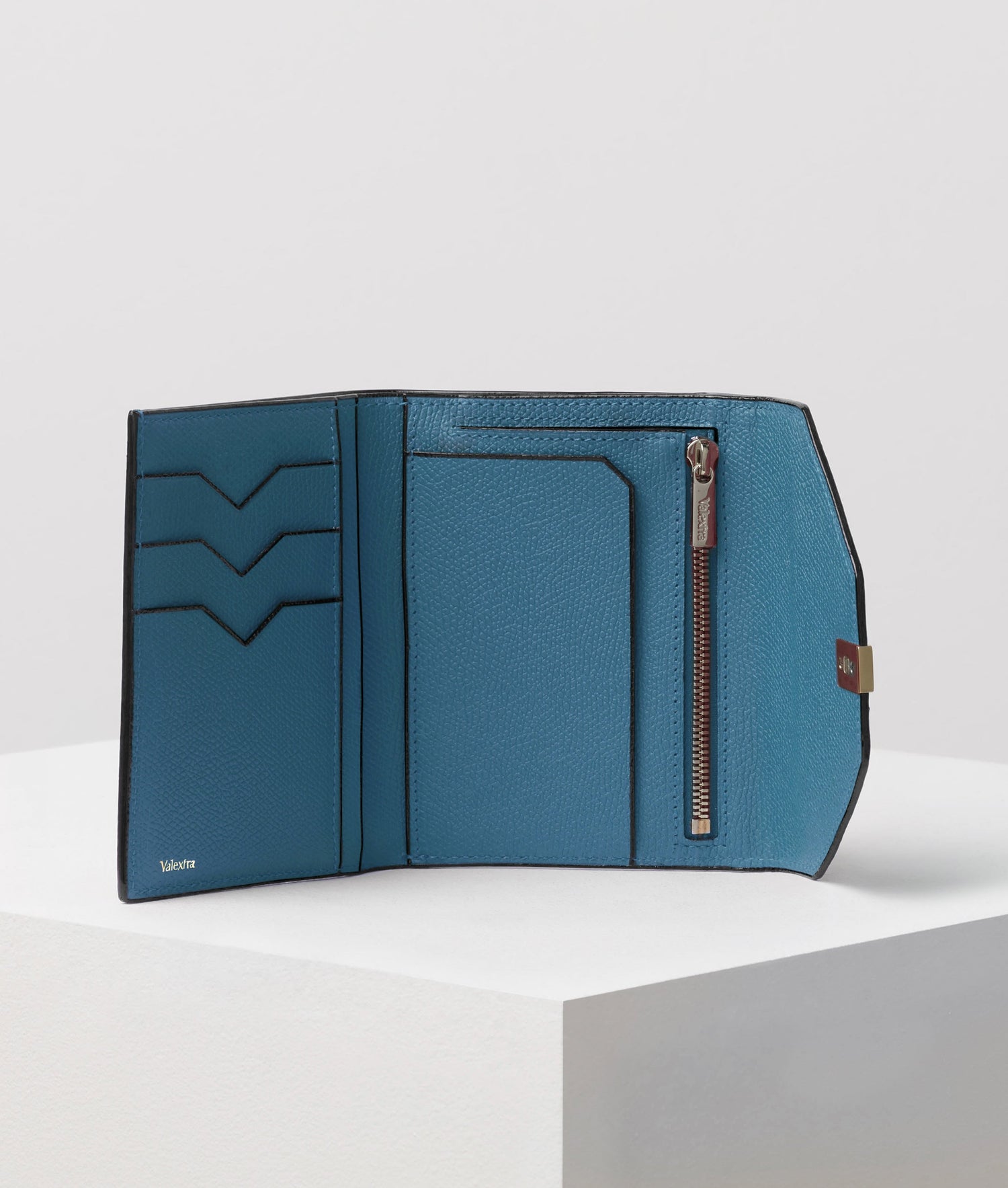 極美品/定価15万]Valextra イジィデ 財布 cobalt/コバルト - 折り財布